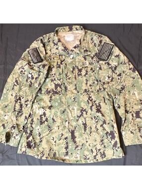 US Navy NWU Type III AOR2 Camo Jacket Dont Tread On Me Flag Patches Military BDU
